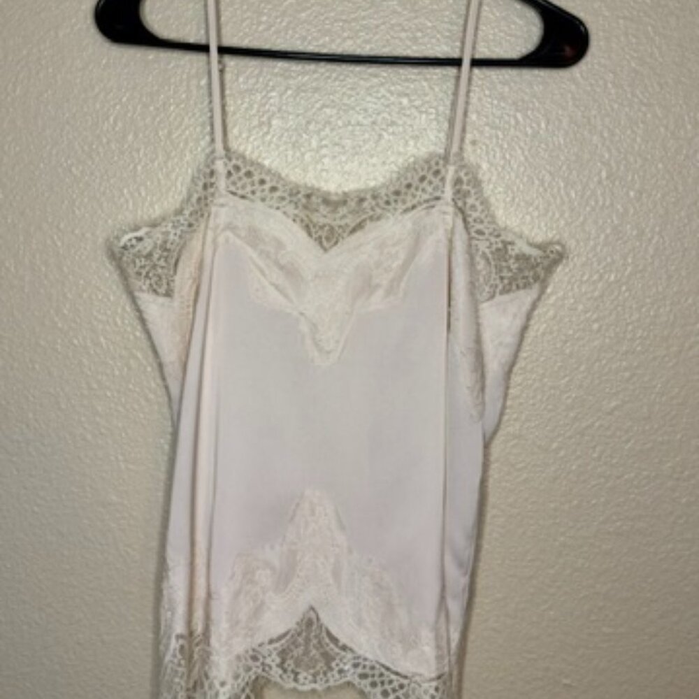 Storia - Cream Chemise with Lace Detailing